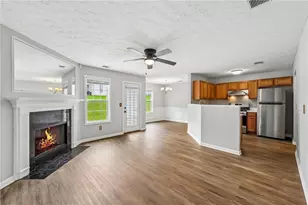 4653 Grand Central Pkwy, Decatur, GA 30035 - Photo 4
