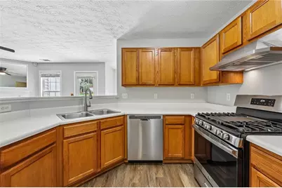 4653 Grand Central Parkway, Decatur, GA 30035 - Photo 8