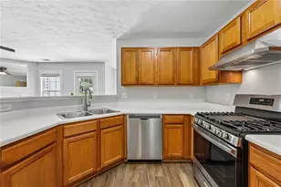 4653 Grand Central Pkwy, Decatur, GA 30035 - Photo 8