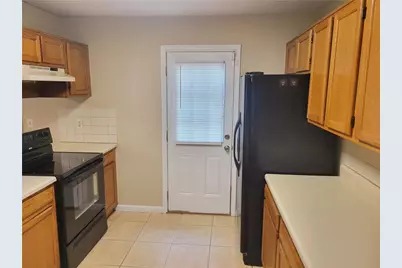 1060 Hillsborough Chase NW, Kennesaw, GA 30144 - Photo 4