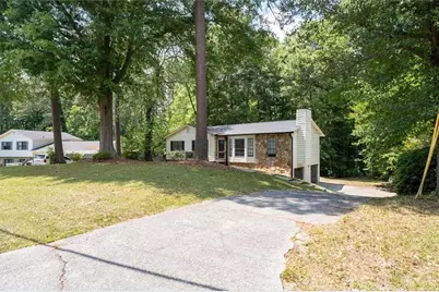 3189 Aspen Circle, Snellville, GA 30078 - Photo 2