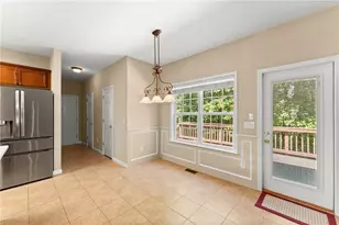 1000 Island Bluff Ln, Buford, GA 30518 - Photo 14