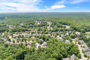 1000 Island Bluff Ln, Buford, GA 30518 - Photo 32