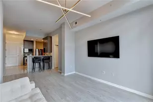 3040 Peachtree Rd NW, Atlanta, GA 30305 - Photo 8