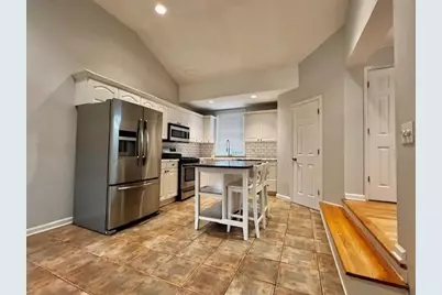 2672 Warwick Circle NE, Atlanta, GA 30345 - Photo 8