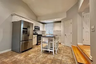 2672 Warwick Cir NE, Atlanta, GA 30345 - Photo 8