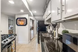799 Barnett St, Atlanta, GA 30306 - Photo 10