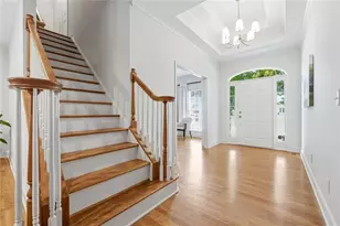 1095 Laurian Park Dr, Roswell, GA 30075 - Photo 2