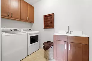 1095 Laurian Park Dr, Roswell, GA 30075 - Photo 20