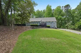 3334 Pebble Hill Dr, Marietta, GA 30062 - Photo 2