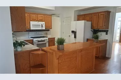 1900 Green Oak Circle, Lawrenceville, GA 30043 - Photo 16