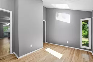 8740 Roswell Rd, Atlanta, GA 30350 - Photo 4