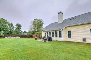 6145 Devonshire Dr, Flowery Branch, GA 30542 - Photo 40