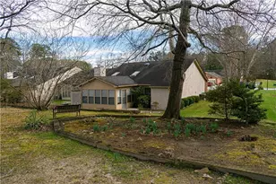 7123 Forest Ln, Union City, GA 30291 - Photo 26