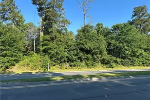 5202 Ernest Barrett Pkwy, Marietta, GA 30064 - Photo 1