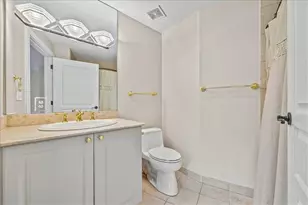 700 Park Regency Pl NE, Atlanta, GA 30326 - Photo 14