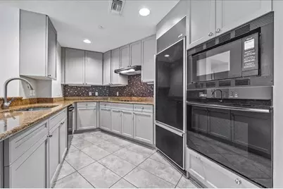 700 Park Regency Place NE #502, Atlanta, GA 30326 - Photo 6