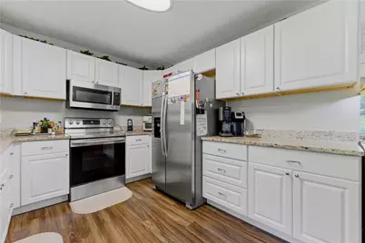 2727 Berry Court, Marietta, GA 30066 - Photo 12
