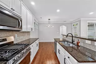 10787 Bossier Dr, Alpharetta, GA 30022 - Photo 8