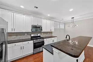 10787 Bossier Dr, Alpharetta, GA 30022 - Photo 4