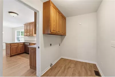 981 Hoyt Street, Cornelia, GA 30531 - Photo 14