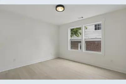 1755 Emerald Avenue SW, Atlanta, GA 30310 - Photo 36