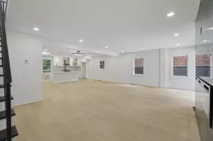 1755 Emerald Ave SW, Atlanta, GA 30310 - Photo 10