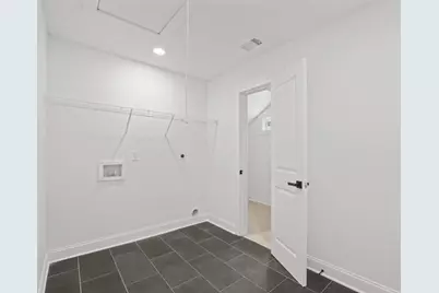 1755 Emerald Avenue SW, Atlanta, GA 30310 - Photo 38