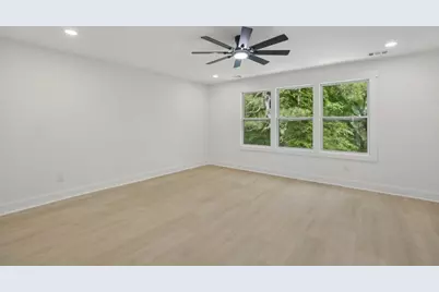 1755 Emerald Avenue SW, Atlanta, GA 30310 - Photo 4