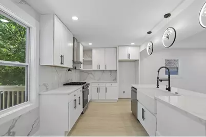 1755 Emerald Avenue SW, Atlanta, GA 30310 - Photo 16