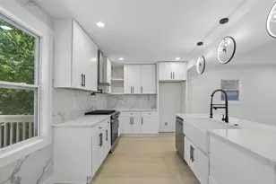 1755 Emerald Ave SW, Atlanta, GA 30310 - Photo 16