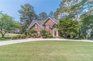 387 Coopers Pond Dr, Lawrenceville, GA 30044 - Photo 2