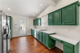 1727 Defoor Ave, Atlanta, GA 30318 - Photo 4