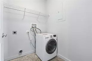 250 Pharr Rd NE, Atlanta, GA 30305 - Photo 12