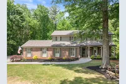 3814 Shawnee Run SW, Lilburn, GA 30047 - Photo 2