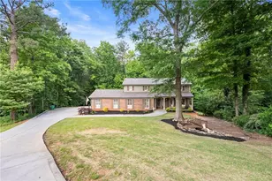 3814 Shawnee Run SW, Lilburn, GA 30047 - Photo 4