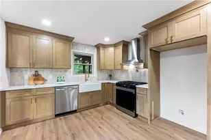 3184 Creek Dr, Marietta, GA 30062 - Photo 10