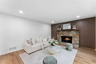 3184 Creek Dr, Marietta, GA 30062 - Photo 4