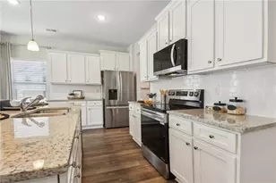 6375 Towhee Way, Morrow, GA 30260 - Photo 10