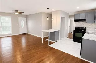 437 Fairlock Ln, Atlanta, GA 30331 - Photo 4