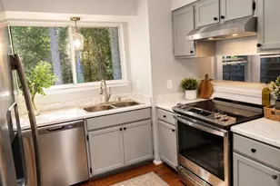 10535 Virginia Pine Ln, Alpharetta, GA 30022 - Photo 4