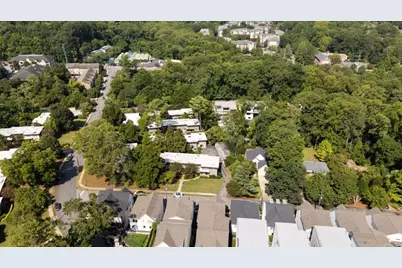 4060 Haverhill Drive #D, Atlanta, GA 30342 - Photo 26
