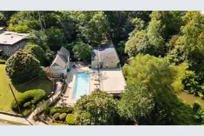 4060 Haverhill Drive #D, Atlanta, GA 30342 - Photo 24