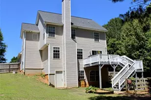 562 Brewer Dr, Locust Grove, GA 30248 - Photo 2