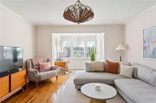 115 Peachtree Memorial C3 Dr, Atlanta, GA 30309 - Photo 2