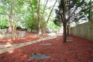 189 Prospect St, Roswell, GA 30075 - Photo 18
