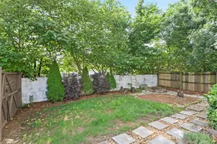562 Terry St SE, Atlanta, GA 30312 - Photo 6