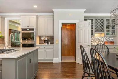 1025 Stonegate Court, Roswell, GA 30075 - Photo 24