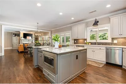 1025 Stonegate Court, Roswell, GA 30075 - Photo 34
