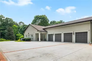 1025 Stonegate Ct, Roswell, GA 30075 - Photo 80